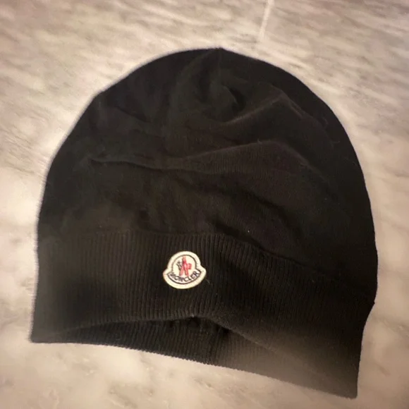 Moncler Black Beanie - Picture 2 of 5